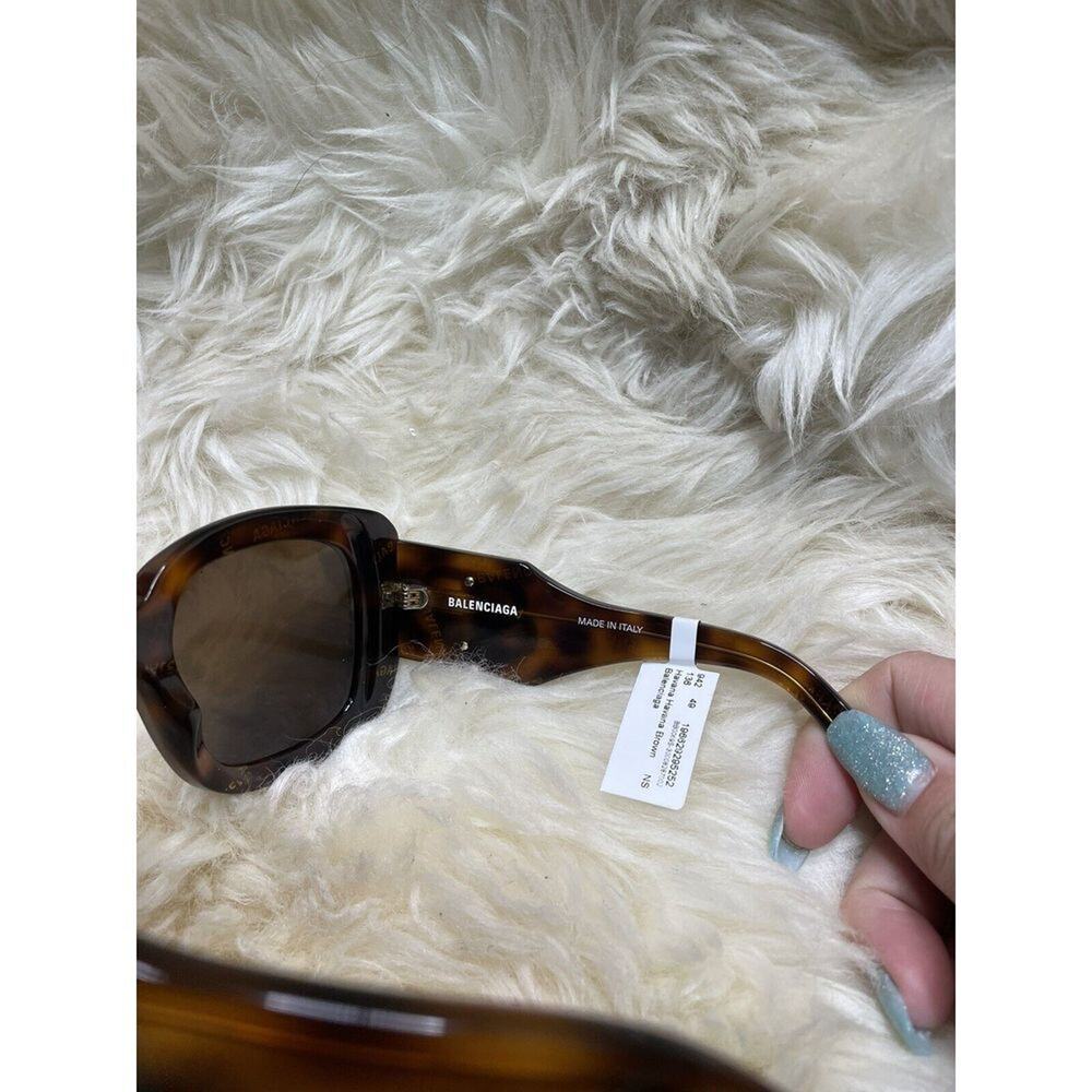 Balenciaga Over sized Square Frame Sunglasses NWT MSRP $490‎ - Picture 8 of 8
